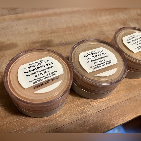 BareMinerals Blemish Rescue/Remedy - Picture 8 of 12